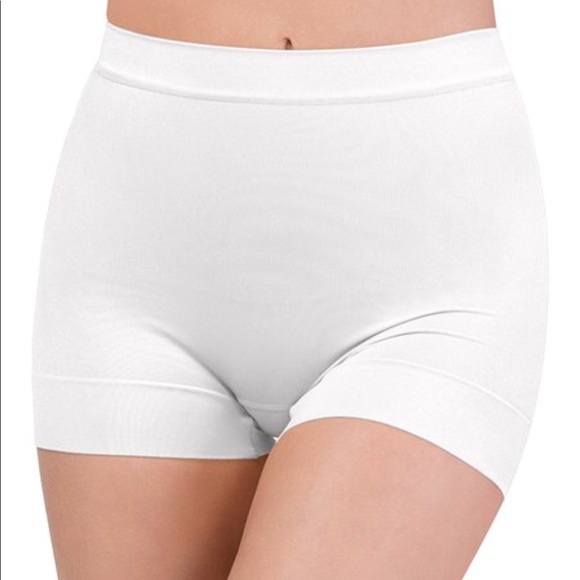 NWT white Spanx by Assets shaping shorts